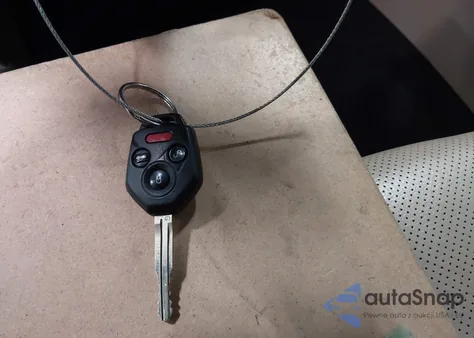 2015 Subaru Outback 2.5I Limited z USA, uszkodzony, nr VIN 4S4BSAJC3F3323284